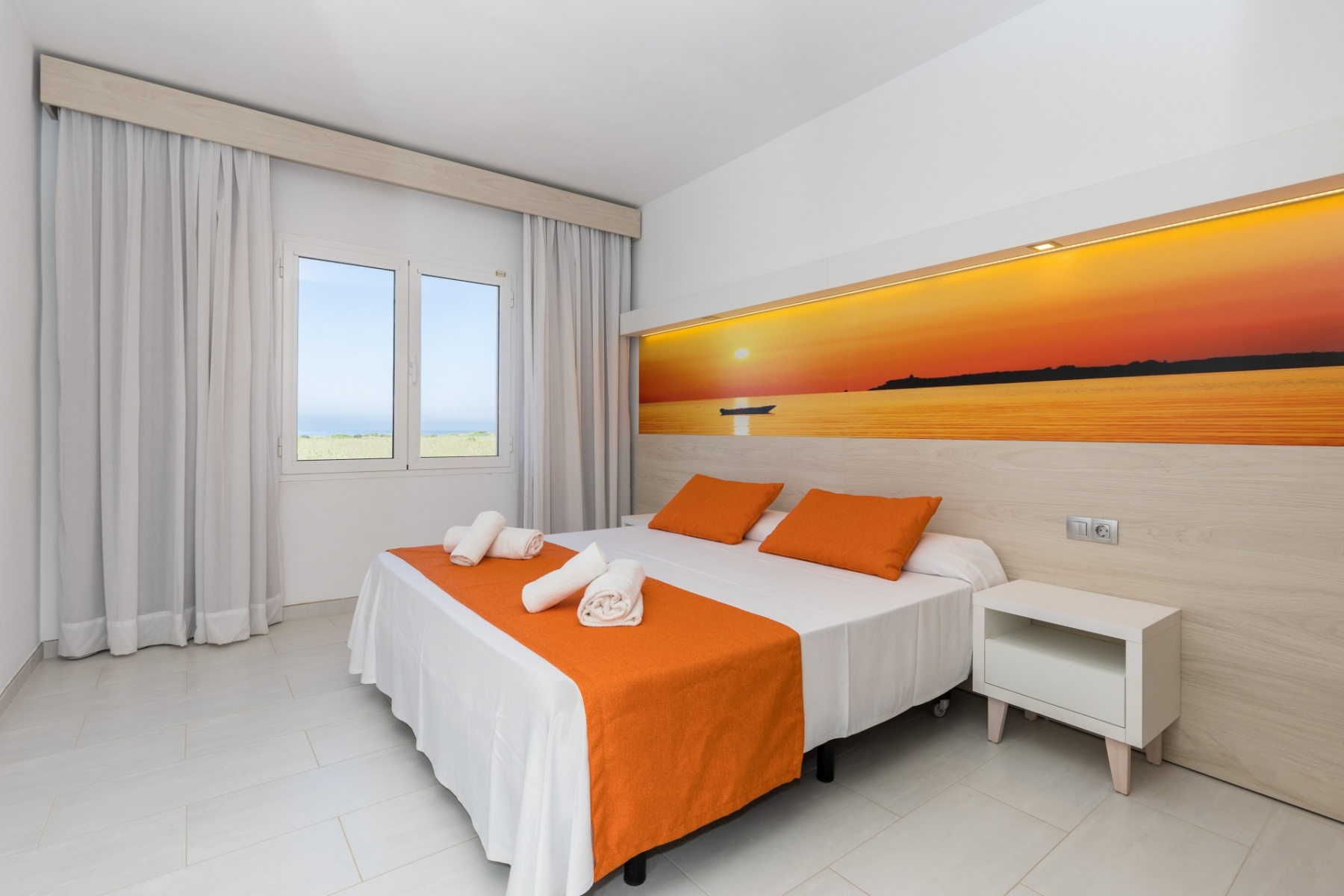 double-room-hotel-arenas-de-son-bou-hotel-in-menorca